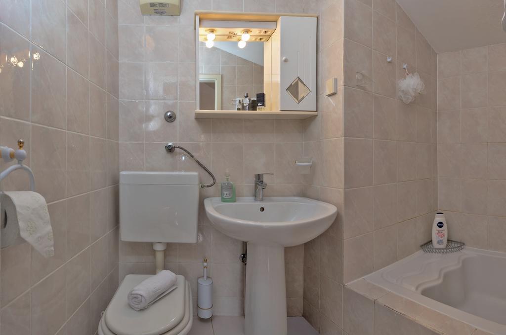 Apartment Viki สปลิท ภายนอก รูปภาพ
