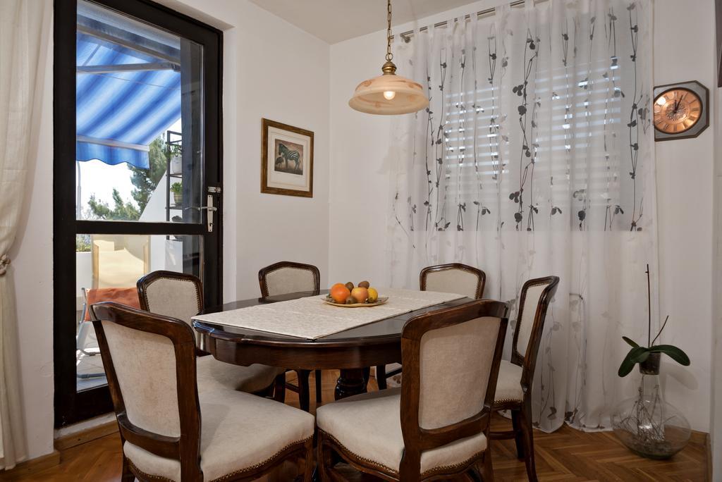 Apartment Viki สปลิท ภายนอก รูปภาพ